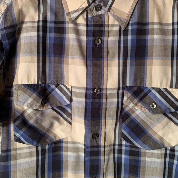 AIRWALK Men's Short Sleeve Casual Button-Down Shirt / Size: Large - Picture 6 of 6